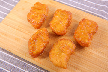  chicken nugget