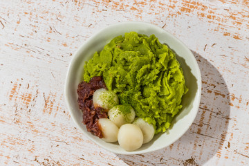 アジア風　抹茶かき氷　Green tea shaved ice