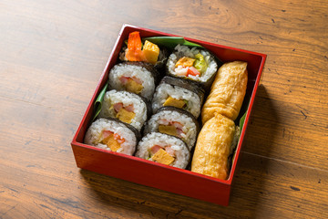 巻き寿司　Rolled sushi of the Japanese-style