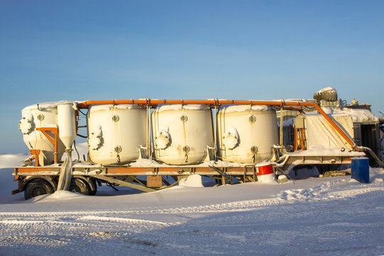 mobile cement silo trailer