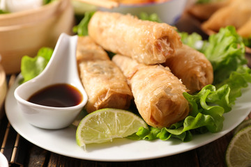 fried spring roll and lettuce