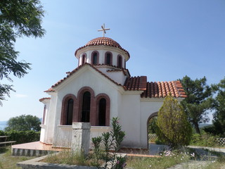 Fototapeta na wymiar Chapel in the Greek mountains