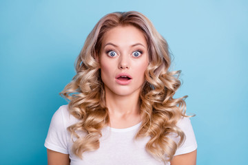 Close up photo pretty beautiful amazing wonderful her she lady wave wealth hair styling shiny look oh no facial expression wearing casual white t-shirt clothes outfit isolated bright blue background