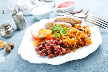 sausages with fried cabbage