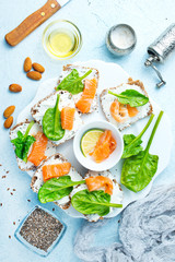 bread with cheese and salmon