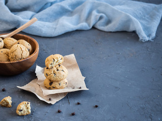 chocolate chip cookies