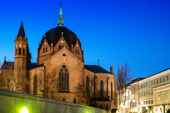 Oslo, Norway, Norge, Norwegia, Trefoldighetskirken. Olav domkirke, Caterdra Olav, katedra, kości&oacute;ł, święty, santa, sant, Olav, świętej tr&oacute;jcy, bazylika,  Skandynavia, Scandinavia