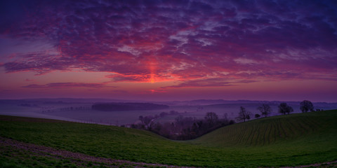 Obraz na płótnie Canvas Sunrise over Hambledon and the South Downs National Park, Hampshire, UK