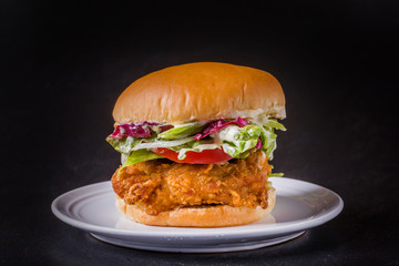 チキンバーガー　Fried chicken burger