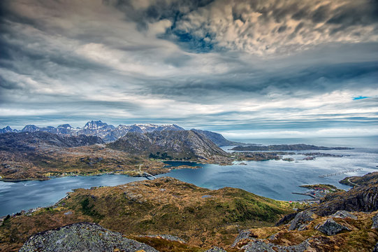 View from Mt Tekoppstetten showing the fishing village in Sund and the bridge to Malnarodden, Lofoten, Nordland, Norway