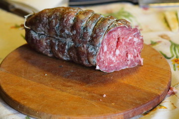 The cured meats can be subjected to maturing processes