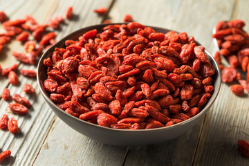 Raw Red Organic Goji Berries