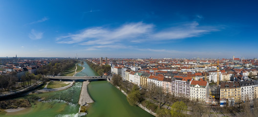 München und seine Isar von oben