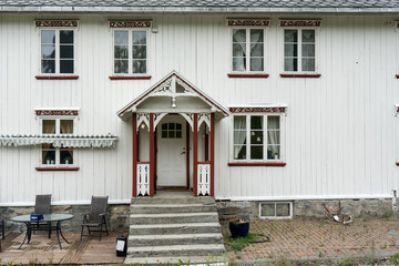 Traditionelles Holzhaus in Norwegen