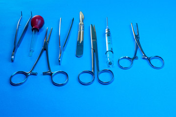 Instrumental for surgery