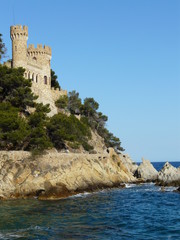 Fototapeta na wymiar Castell de Sant Joan in Lloret de Mar / Costa Brava - Hochformat