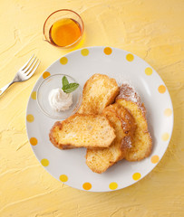 　フレンチトースト