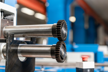 production rolling tool, electric machine. the production of ventilation and gutters. Tool and bending equipment for sheet metal. manufacture or a demonstration stand in the store