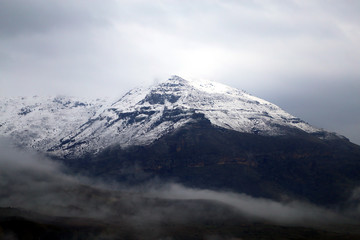 Photo landscape of snowy mountains in Armenia
