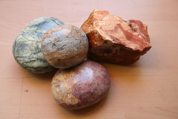 Natursteine