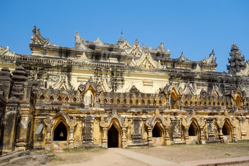 Obraz premium Maha Aungmye Bonzan Monastery