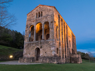 Santa María del Naranco, Oviedo