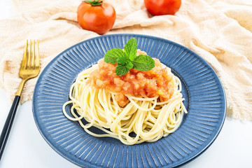 Nutritious and delicious tomato sauce pasta
