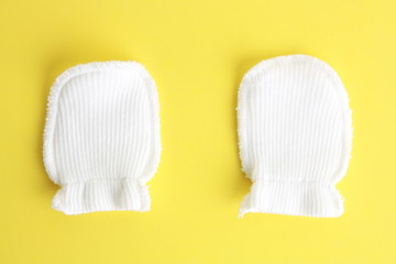 white wool mittens for baby