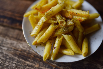pasta fried with spices