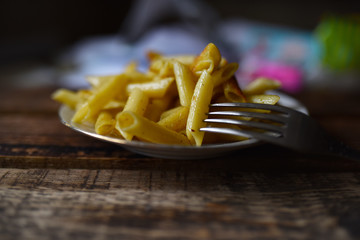 pasta fried with spices