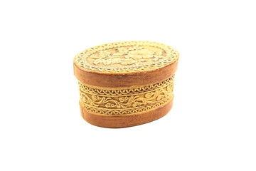 Wooden oval box with a closed lid for jewelry and jewelry. A nice gift for women.