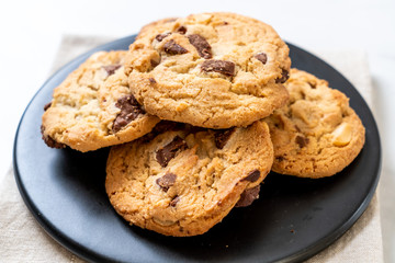 cookies with chocolate chips