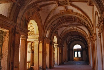 Fototapeta na wymiar Internal View of Convento de Tomar 
