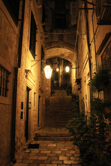 夜のドブロブニク旧市街