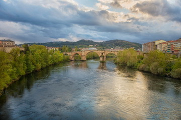 Fototapeta na wymiar View of the Roman bridge in Ourense