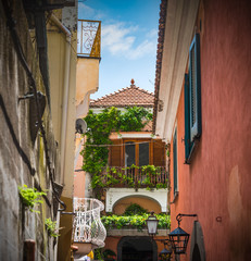 Fototapeta na wymiar Picturesque corner in Positano on a sunny day