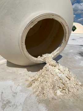 Tinaco. Limpieza y mantenimiento. Eliminaci&oacute;n del sarro formado 