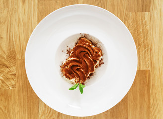 tiramisu cake