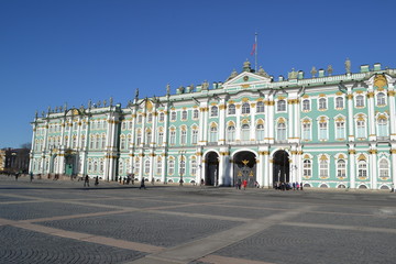 winter palace in saint petersburg