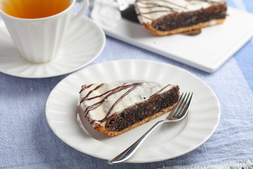 Poppy seed torte