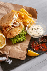 traditional english food shif and chips