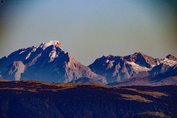 Fototapeta na wymiar Blick von Meran 2000 Richtung Dolomiten