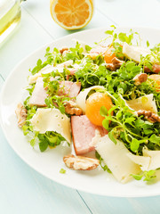 Salad with bacon and greens