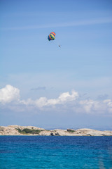 Ascensional flight with Parachute on the sea