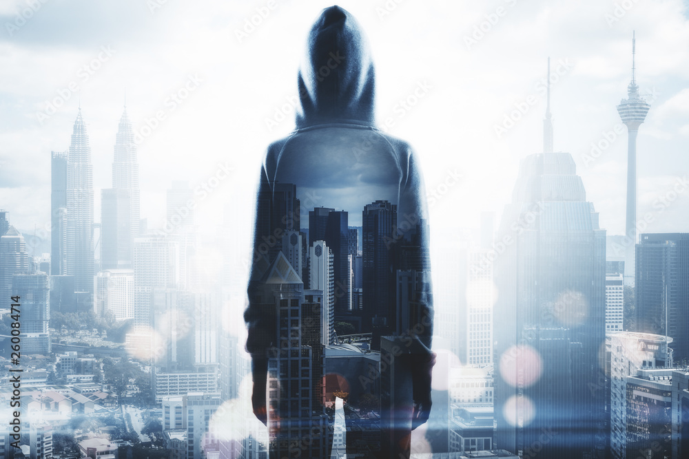 Poster hacker in city