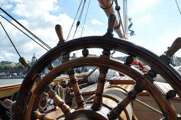 Old steering wheel on a ship © Åse.O.R