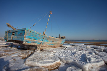 Fototapeta premium frozen ocean in Qinhuangdao china