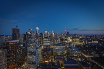 Fototapeta na wymiar Toronto downtown at night