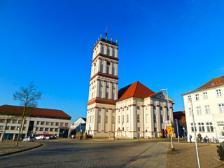 Fototapeta na wymiar Evangelisch-Lutherischen Stadtkirche in Norddeutschland