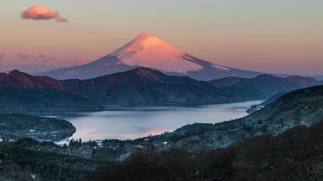 なごり雪箱根大観山から芦ノ湖と紅富士Timelapse-DF固定版